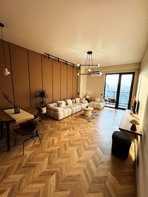 იყიდება ბინა საბურთალოზე