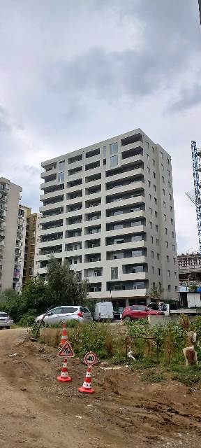 იყიდება ბინა დიდ დიღომში