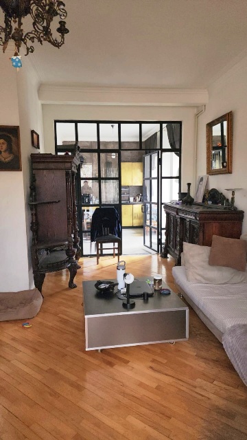 იყიდება ბინა ვერაზე