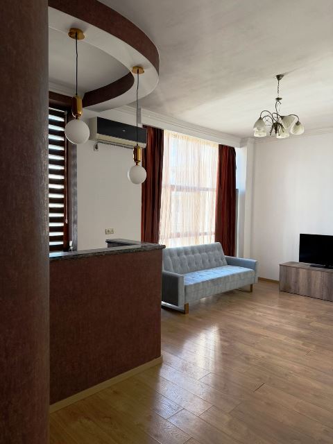 ქირავდება ბინა ვაკეში