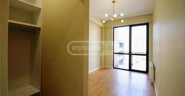 იყიდება ბინა საბურთალოზე