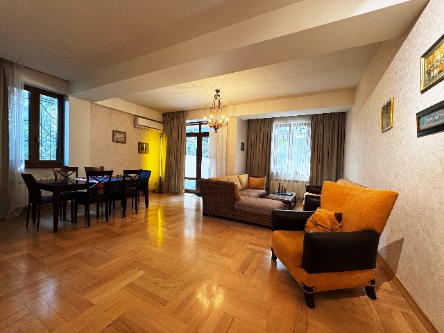 ქირავდება ბინა მთაწმინდა-სოლოლაკში