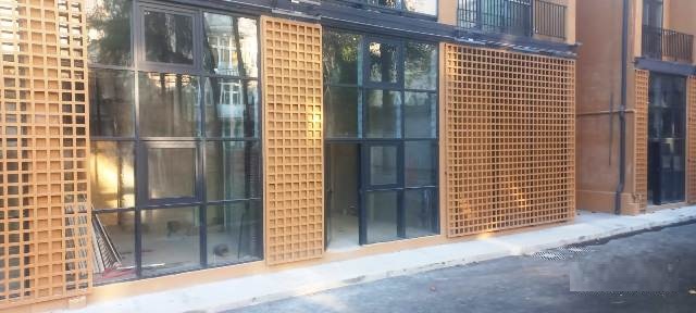 ქირავდება კომერციული ფართი მთაწმინდაზე