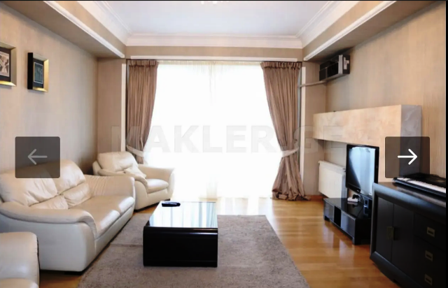 ქირავდება ბინა ვაკეში