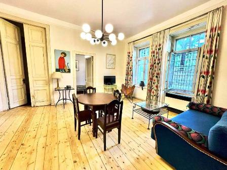 იყიდება ბინა ვერაზე