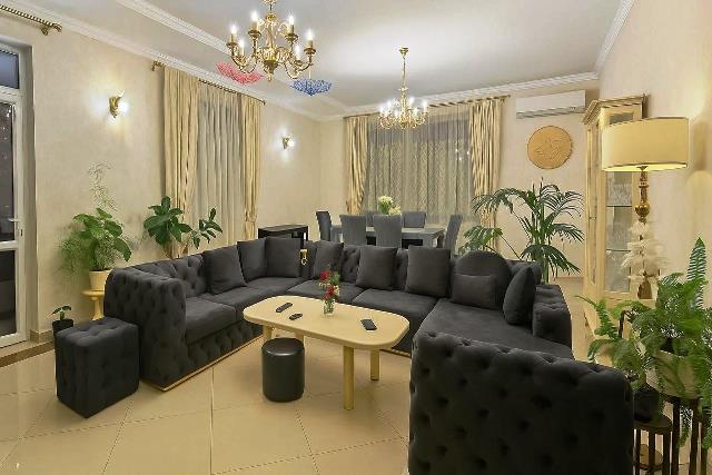 იყიდება ბინა საბურთალოზე