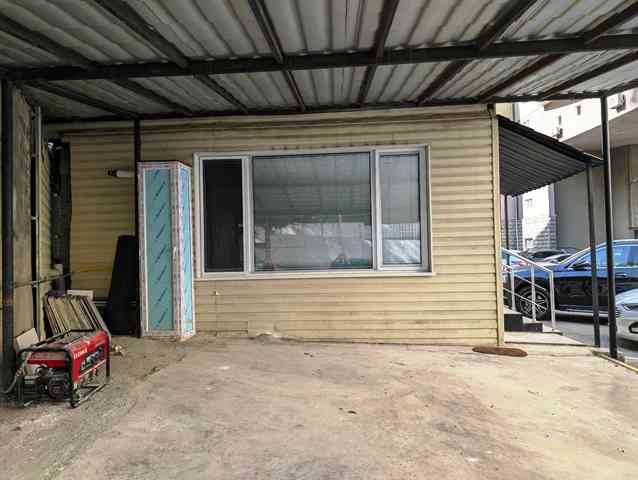 Commercial space for rent in Vake