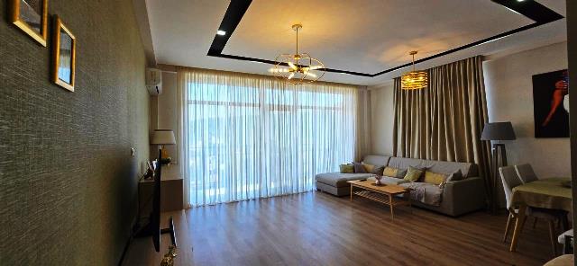 იყიდება ბინა საბურთალოზე