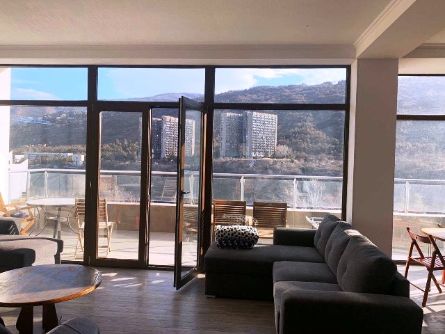 ქირავდება ბინა საბურთალოზე