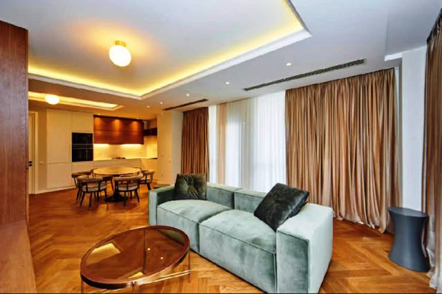 იყიდება ბინა ვაკეში