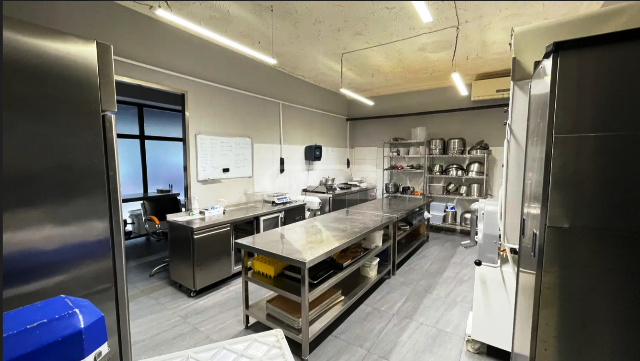 Commercial space for rent in Vake