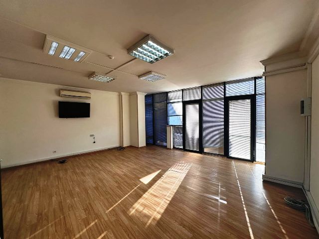 ქირავდება საოფისე ფართი ჩუღურეთში