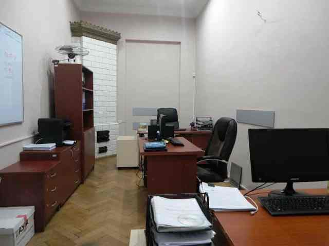 ქირავდება საოფისე ფართი ჩუღურეთში