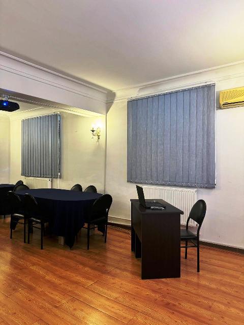 ქირავდება საოფისე ფართი საბურთალოზე