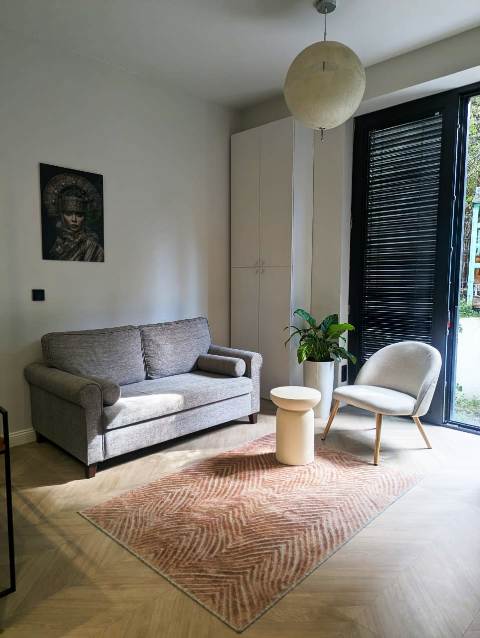 Flat for rent in Mtatsminda-Sololaki