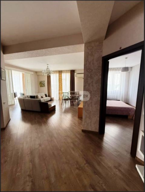 ქირავდება ბინა ვაკეში