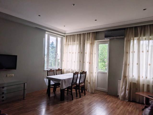 Flat for rent in Vake