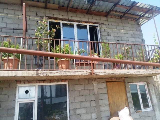 იყიდება სახლი ფონიჭალაში
