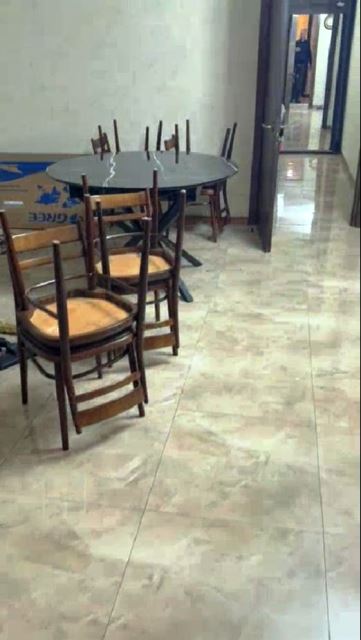 ქირავდება სახლი საბურთალოზე