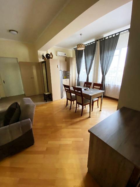 ქირავდება საოფისე ფართი მთაწმინდა-სოლოლაკში