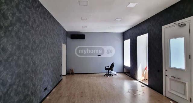 ქირავდება საოფისე ფართი ჩუღურეთში
