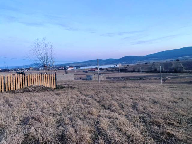 Land for sale near Bazaleti lake