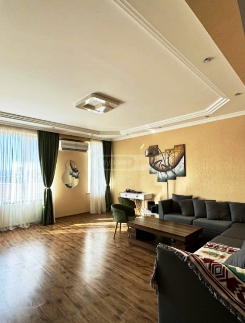 იყიდება ბინა დიდუბეში