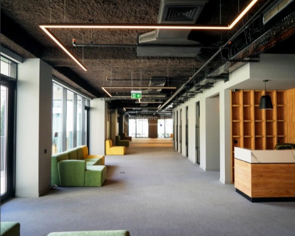 ქირავდება საოფისე ფართი ვაკეში