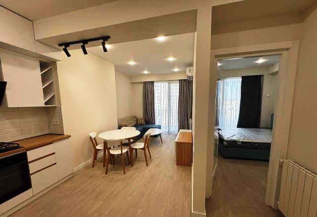 იყიდება ბინა საბურთალოზე