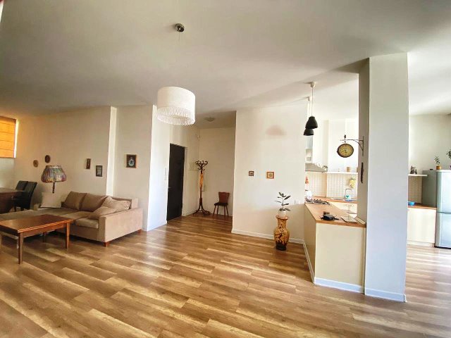 იყიდება ბინა ბაგებში