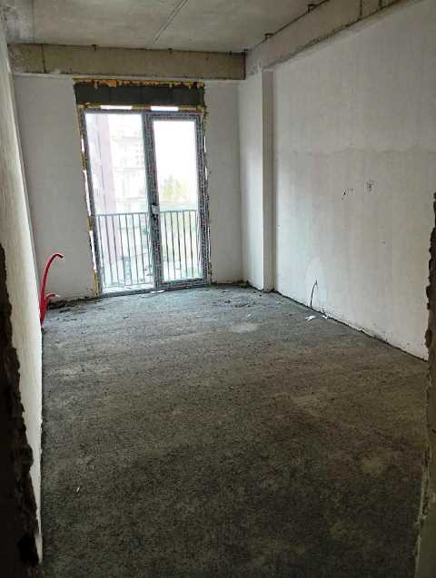 იყიდება ბინა დიდ დიღომში