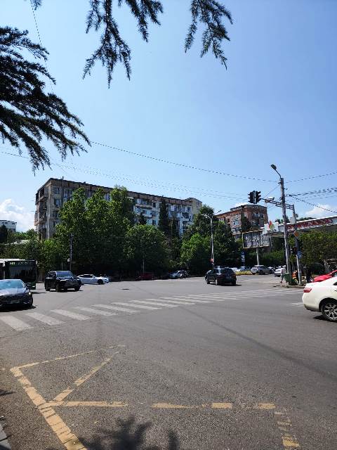 Продается квартира в Сабуртало
