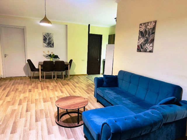 ქირავდება ბინა ვერაზე