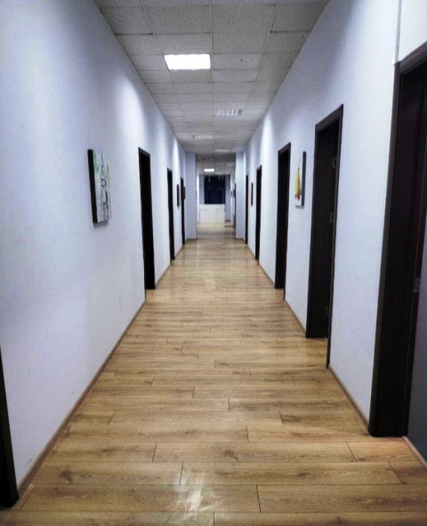 ქირავდება საოფისე ფართი საბურთალოზე